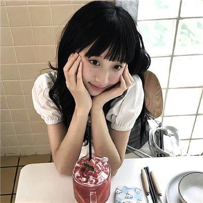 红墙盗影
